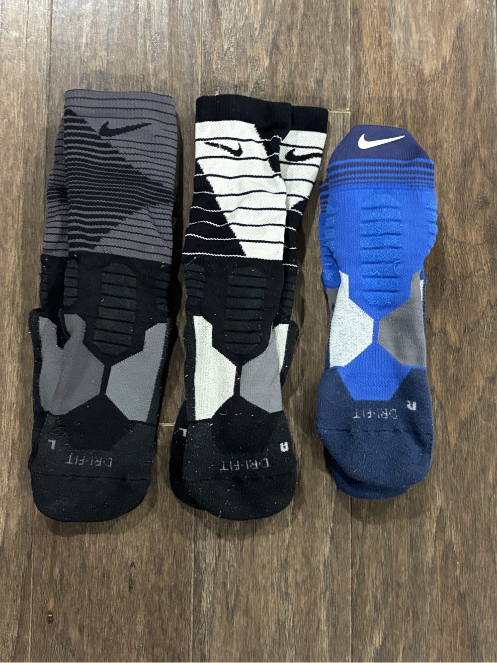 Nike Elite Hyper Elite Men’s Athletic Cushioned Socks - Medium